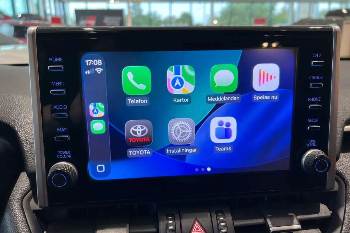 Vehicle image 14