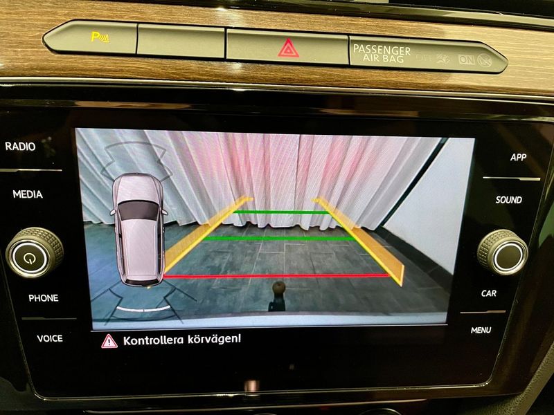 Volkswagen Passat bild 13