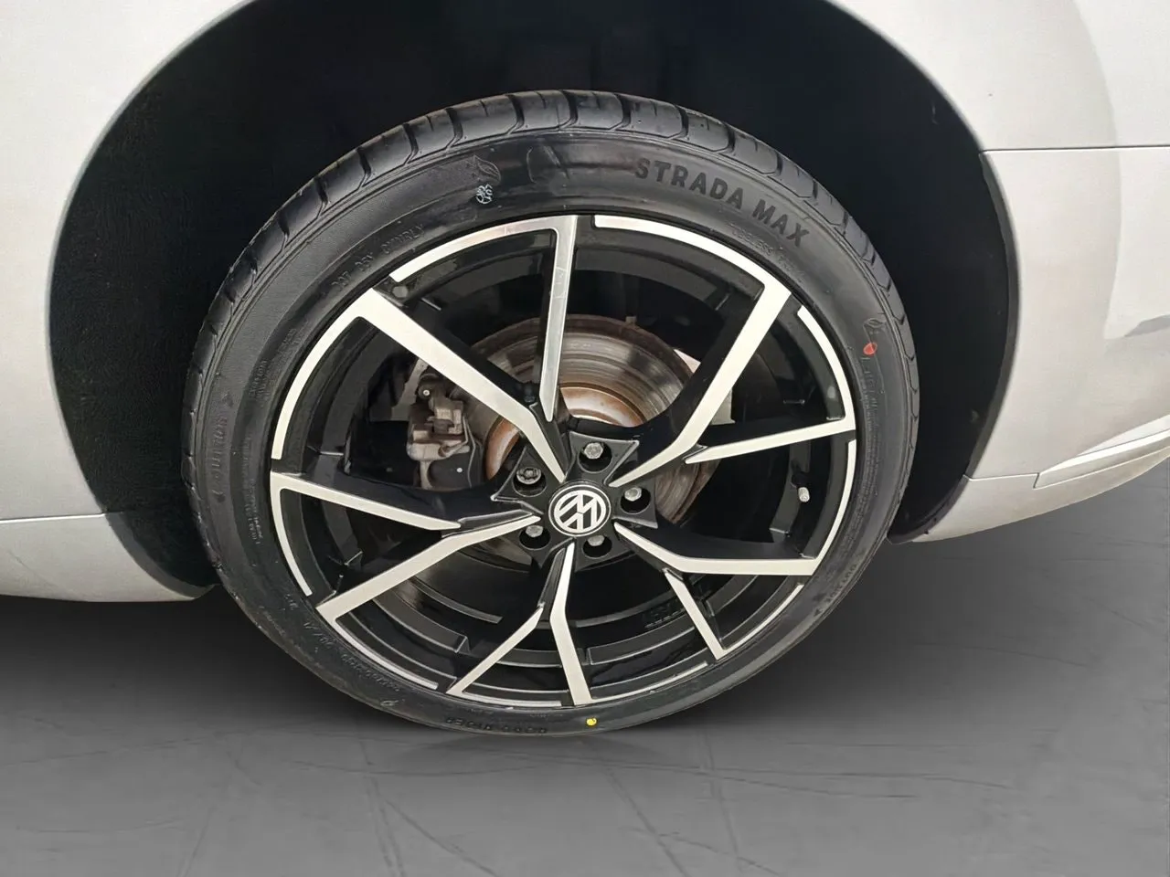 Vehicle image 31