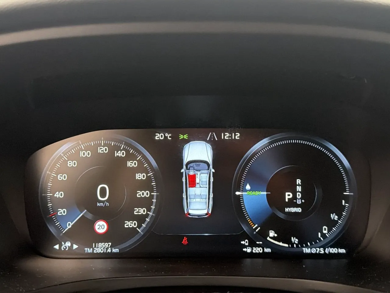 Vehicle image 18