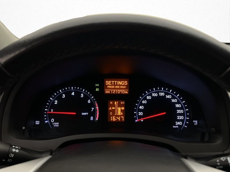 Toyota Avensis bild 17