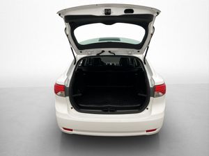 Toyota Avensis bild 25