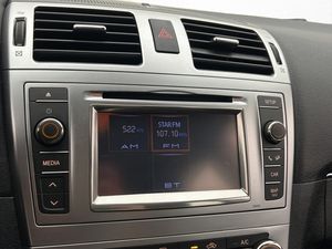 Toyota Avensis bild 20