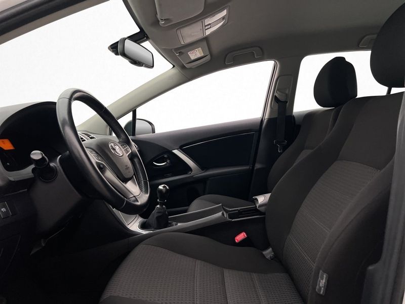 Toyota Avensis bild 11