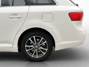 Toyota Avensis bild 27