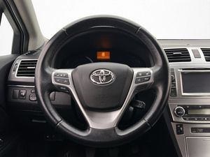 Toyota Avensis bild 13