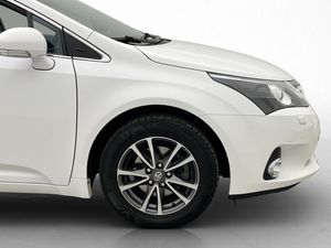 Toyota Avensis bild 29
