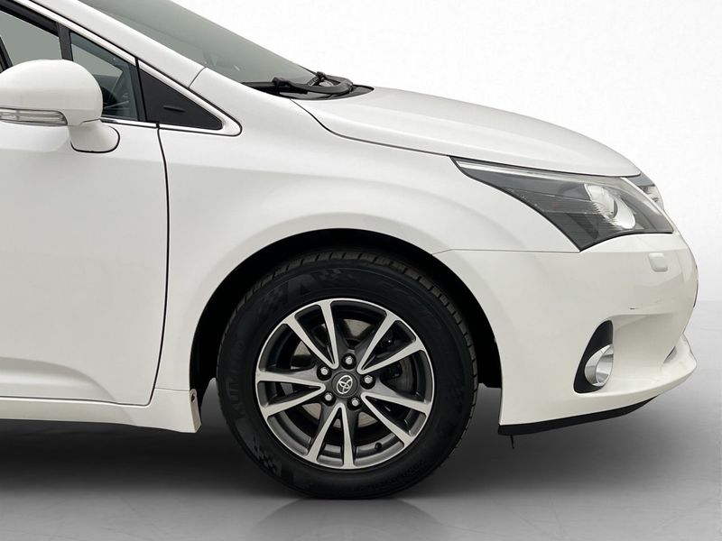 Toyota Avensis bild 29