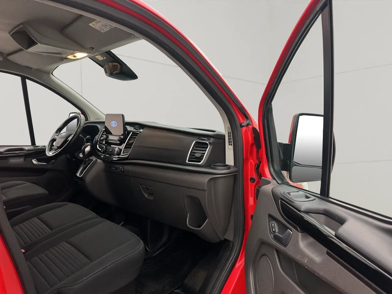 Vehicle image 25