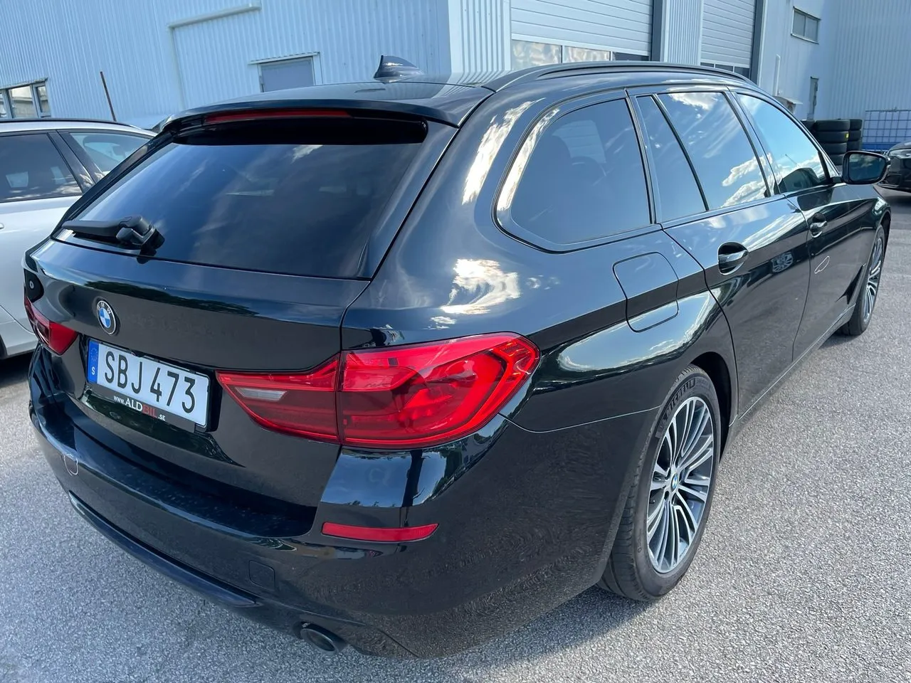 Vehicle image 2