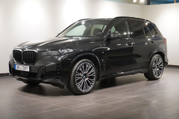 BMW X5 xDrive30d M Sportpaket Pro Drag Värmare DA Pro H K Pano - 2026