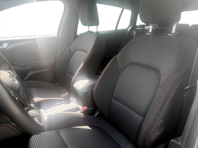 Ford Focus bild 4
