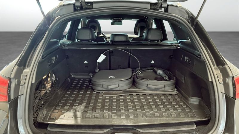 Mercedes GLC300 bild 10