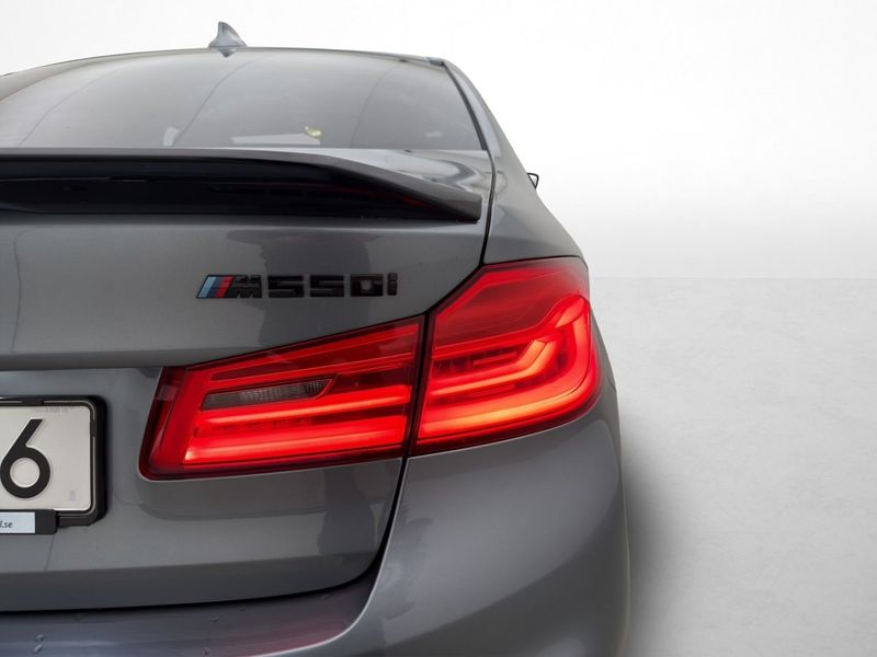 BMW M550 bild 9