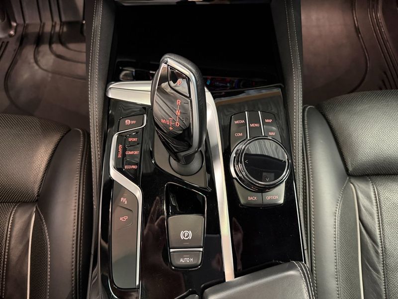 BMW M550 bild 16