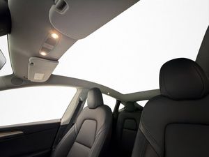 Tesla Model Y bild 14