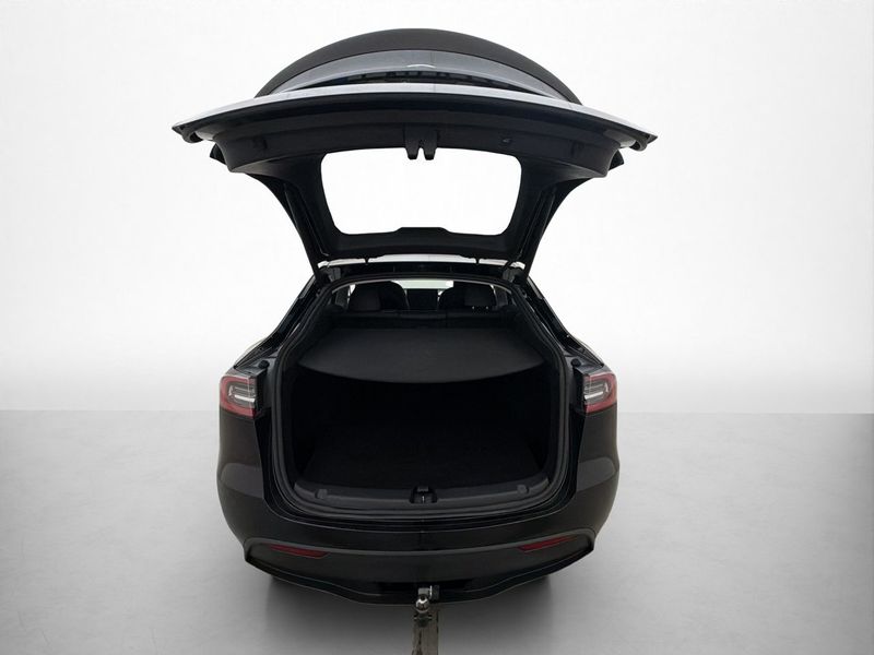 Tesla Model Y bild 10