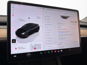 Tesla Model Y bild 24
