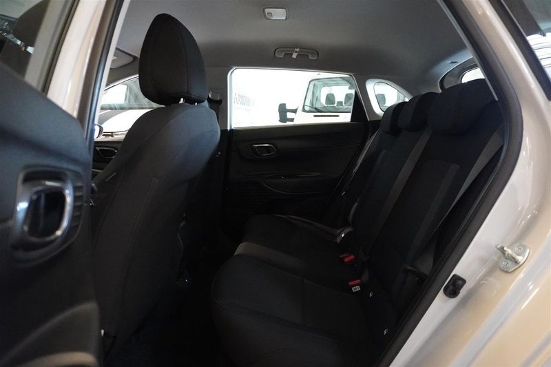 Hyundai i20 bild 15