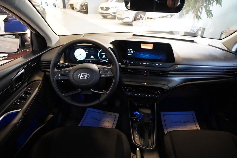 Hyundai i20 bild 16
