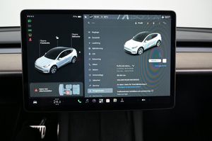 Tesla Model Y bild 9