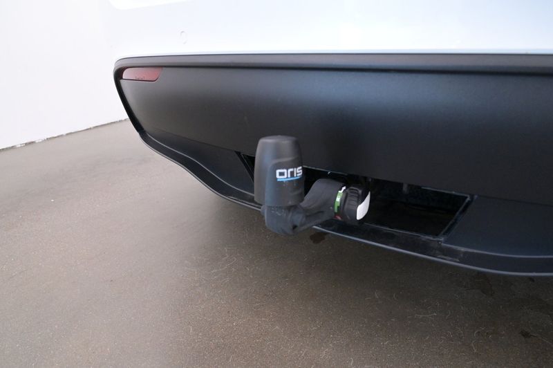 Tesla Model Y bild 24