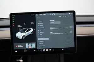 Tesla Model Y bild 11