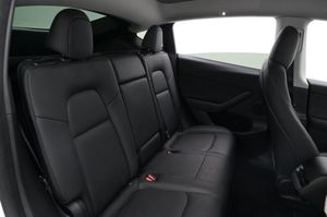 Tesla Model Y bild 20