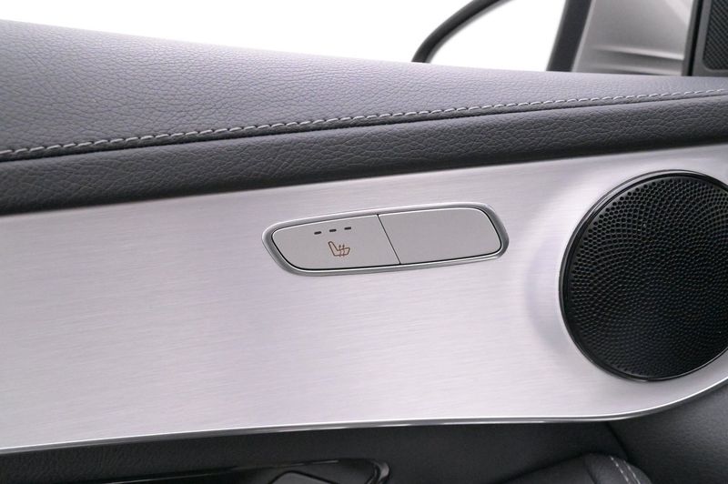 Mercedes GLC300 bild 12