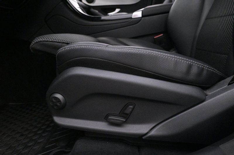 Mercedes GLC300 bild 10