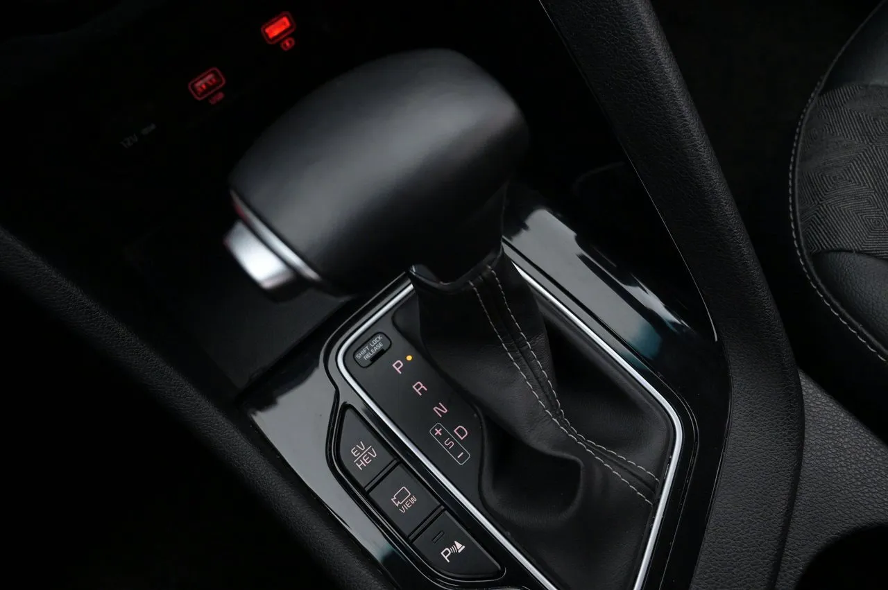 Vehicle image 18