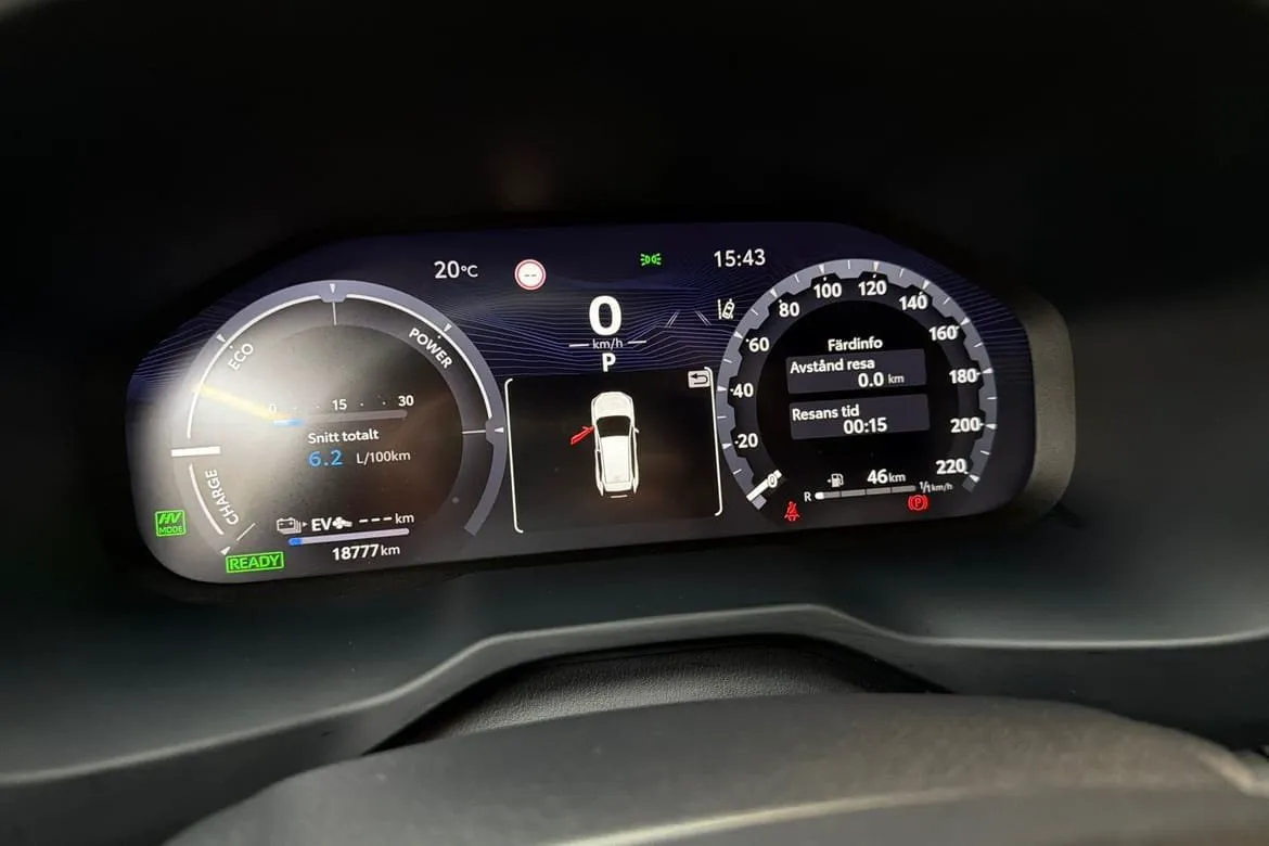 Vehicle image 15