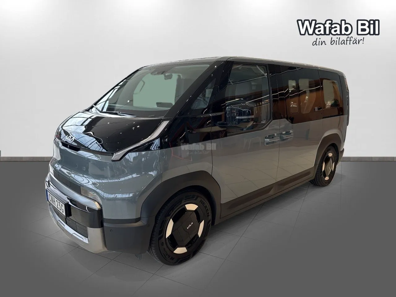 Vehicle image 20