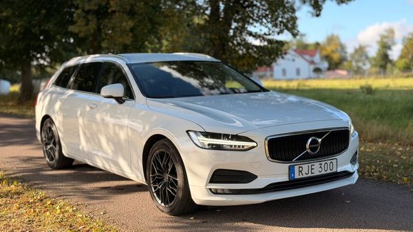 Volvo V90 D4 AWD Geartronic, Svensksåld. Business Advanced Skinn - 2017