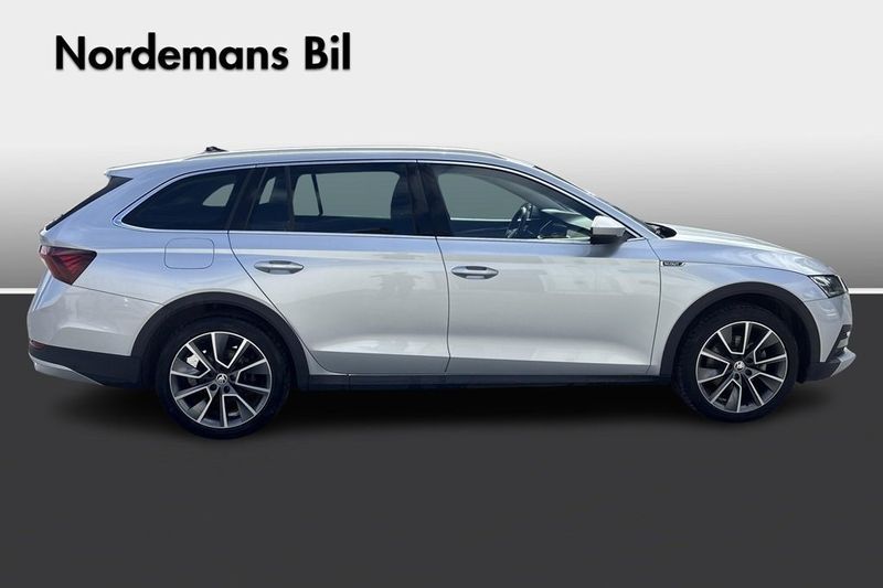 Skoda Octavia bild 4