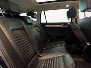 Volkswagen Passat bild 16