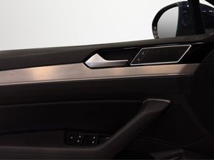 Volkswagen Passat bild 24
