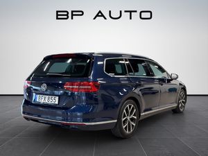 Volkswagen Passat bild 7