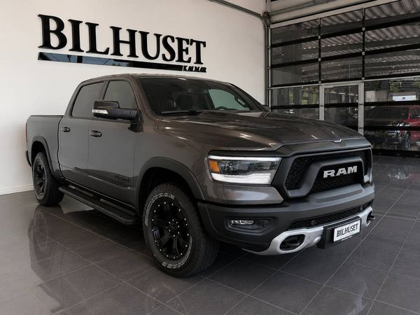 RAM 1500 Crew Cab 5.7 V8 HEMI Flex Fuel 4x4 TorqueFlite*Leasbar - 2019