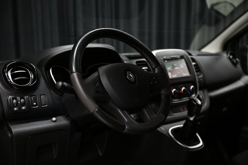 Renault Trafic bild 17