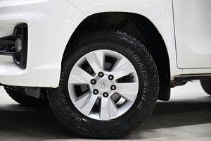 Toyota Hilux bild 8