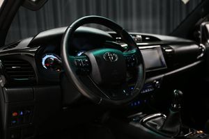 Toyota Hilux bild 19