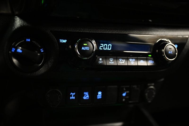 Toyota Hilux bild 29