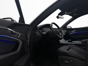 Audi e-tron S bild 12