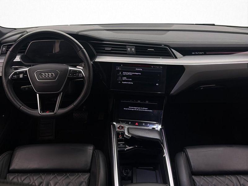Audi e-tron S bild 14
