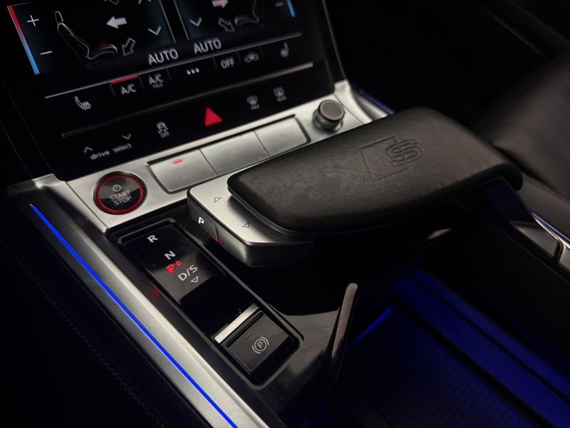 Audi e-tron S bild 28