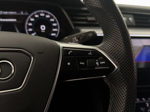 Audi e-tron S bild 18