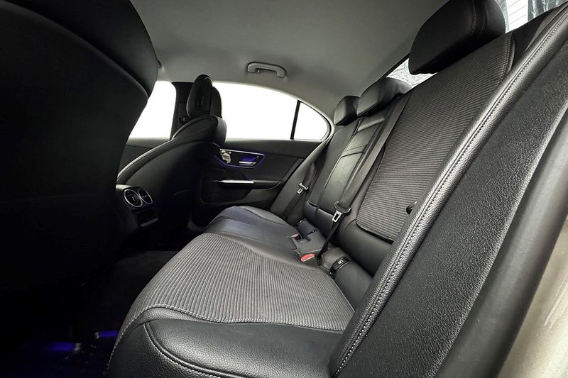 Mercedes C300 bild 15