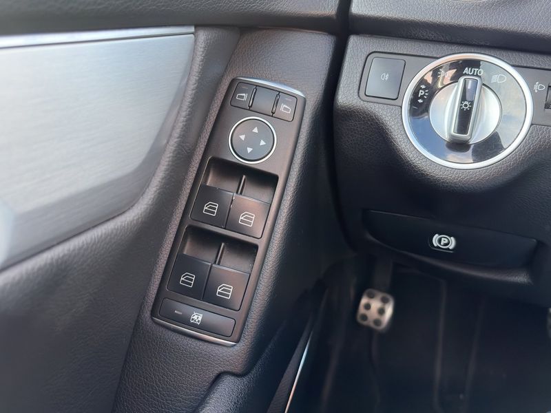 Mercedes C180 bild 19