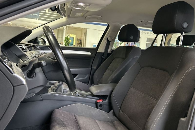 Volkswagen Passat bild 16